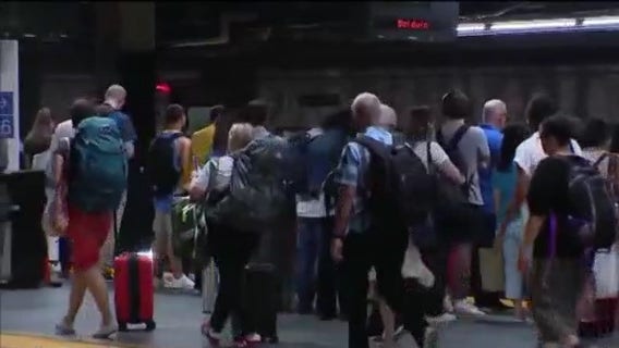 Train derailment near Queens Village causes delays for commuters